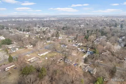 2240 4 Mile Road NE, Grand Rapids, MI 49525 - Photo 31