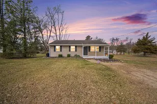 164 Somerset Dr, Brooklyn, MI 49230 - Photo 1