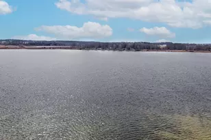 909 Powelson Dr, Coldwater, MI 49036 - Photo 17