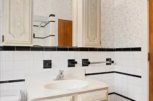 1705 Pontiac Rd SE, East Grand Rapids, MI 49506 - Photo 37