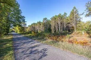 22820 Northland Dr, Paris, MI 49338 - Photo 9