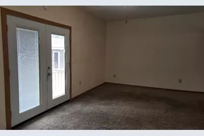 270 Washington Street, Sunfield, MI 48890 - Photo 5