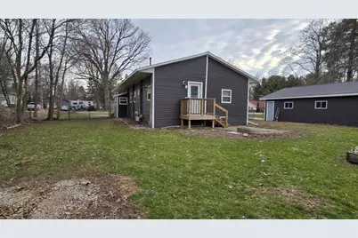 270 Washington Street, Sunfield, MI 48890 - Photo 19