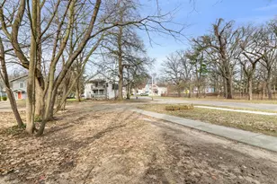 548 Adams St SE, Grand Rapids, MI 49507 - Photo 25