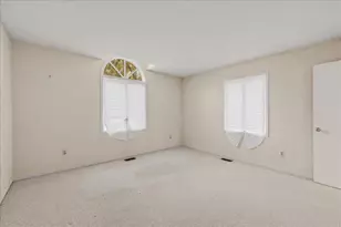 7513 Hickory Hill Dr, West Bloomfield, MI 48322 - Photo 25