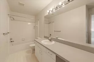 7513 Hickory Hill Dr, West Bloomfield, MI 48322 - Photo 27