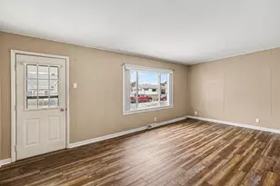 289 6th St, Manistee, MI 49660 - Photo 5