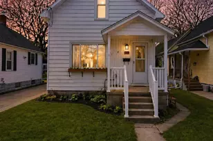 289 6th St, Manistee, MI 49660 - Photo 35