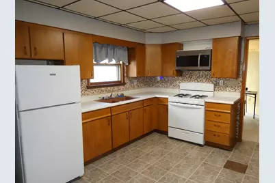 8376 E Baldwin Avenue, Watervliet, MI 49098 - Photo 5