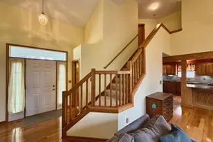 1975 Hollowbrook Dr, Holt, MI 48842 - Photo 11