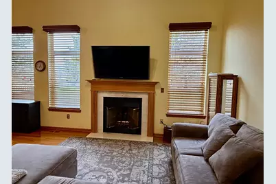 1975 Hollowbrook Drive, Holt, MI 48842 - Photo 15