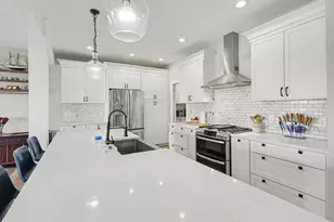780 Beach Dr, Brooklyn, MI 49230 - Photo 9
