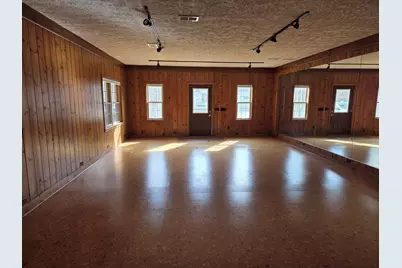 3305 Greenleaf Boulevard, Kalamazoo, MI 49008 - Photo 3