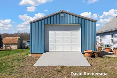 466 27th Street, Allegan, MI 49010 - Photo 3