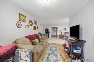 411 7th St NW, Grand Rapids, MI 49504 - Photo 5