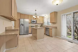 2731 Winter Garden Ct, Ann Arbor, MI 48105 - Photo 15