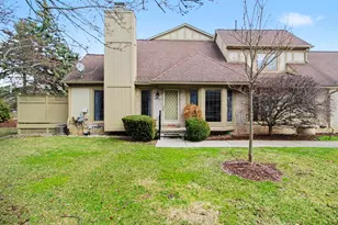 2731 Winter Garden Ct, Ann Arbor, MI 48105 - Photo 3