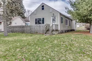 167 Sharon Ave, Battle Creek, MI 49017 - Photo 1