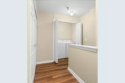 9475 Lakeside Drive, Ypsilanti, MI 48197 - Photo 19