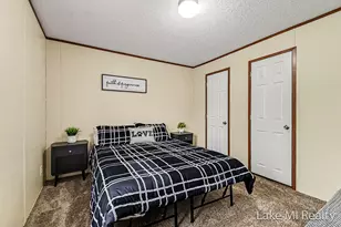 224 S Kenbrook St SE, Grand Rapids, MI 49548 - Photo 5
