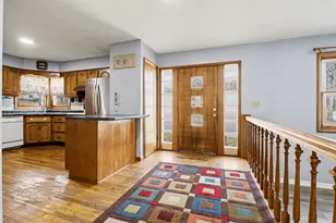 322 N 28th St, Springfield, MI 49037 - Photo 3