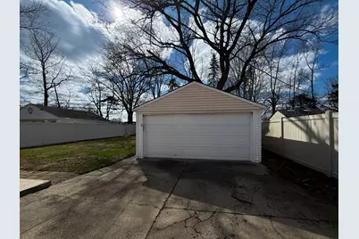 22203 Logue Avenue, Warren, MI 48091 - Photo 17