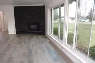 3122 Skander Dr, Flint, MI 48504 - Photo 3