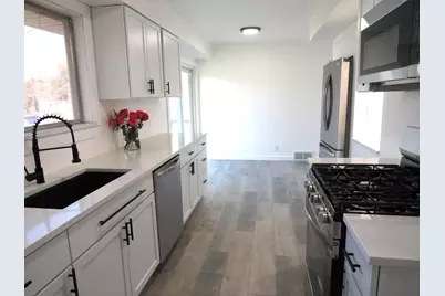 3122 Skander Drive, Flint, MI 48504 - Photo 5