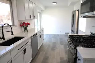 3122 Skander Dr, Flint, MI 48504 - Photo 5