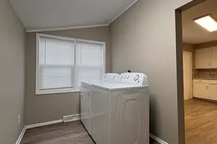 1955 Hendricks Ave SW, Wyoming, MI 49509 - Photo 9