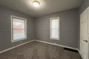 1053 Watkins St SE, Grand Rapids, MI 49507 - Photo 5
