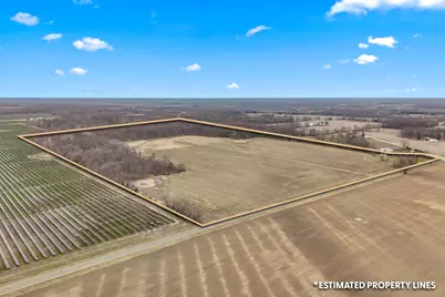 102 W Central Road, Coldwater, MI 49036 - Photo 5