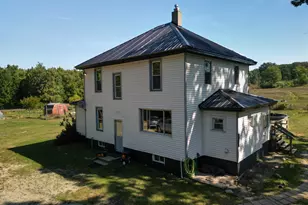 11664 N Gordon Ave, Bitely, MI 49309 - Photo 1