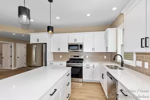 4498 Meadow Pond Way, Hamilton, MI 49419 - Photo 5