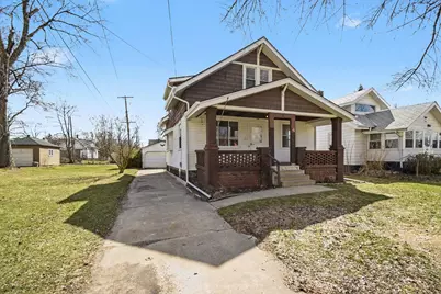 4 Elmwood Street NW, Grand Rapids, MI 49505 - Photo 1