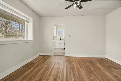 4 Elmwood Street NW, Grand Rapids, MI 49505 - Photo 5