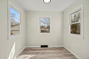 4 Elmwood St NW, Grand Rapids, MI 49505 - Photo 13