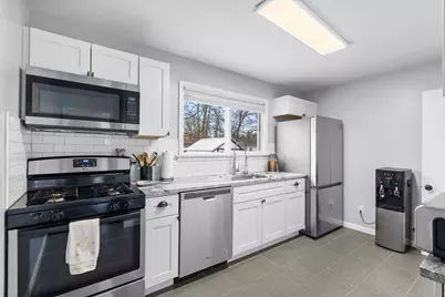 1920 Southern Avenue, Kalamazoo, MI 49001 - Photo 11