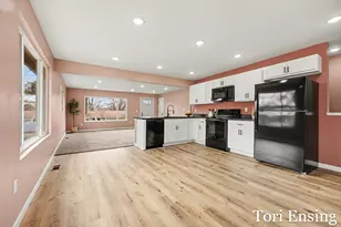 914 N Edgewood St, Greenville, MI 48838 - Photo 3