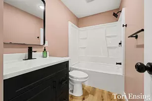 914 N Edgewood St, Greenville, MI 48838 - Photo 11