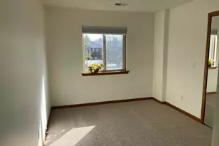 2536 Eagles Cir, Ypsilanti, MI 48197 - Photo 9