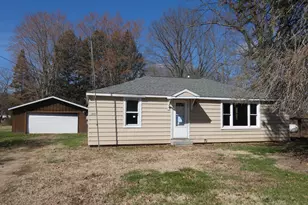 790 Blue Creek Terrace, Benton Harbor, MI 49022 - Photo 1