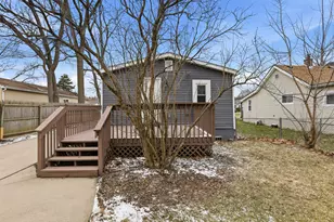 3995 Cresthaven Dr, Waterford, MI 48328 - Photo 25
