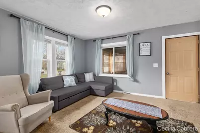 2304 Camden Avenue SW, Wyoming, MI 49519 - Photo 5