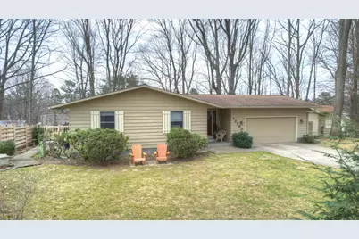 13760 Lakeshore Drive, Grand Haven, MI 49417 - Photo 9