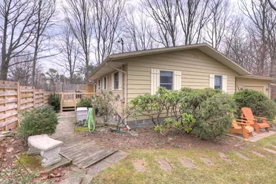 13760 Lakeshore Drive, Grand Haven, MI 49417 - Photo 11