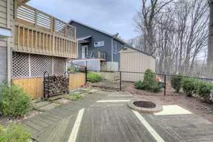 13760 Lakeshore Dr, Grand Haven, MI 49417 - Photo 15