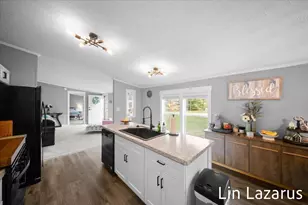 65484 Parkwood Ct, Paw Paw, MI 49079 - Photo 9