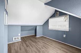 325 Whitcomb St, Kalamazoo, MI 49001 - Photo 27