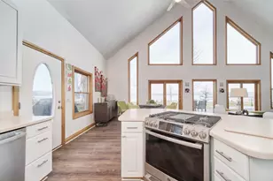 8579 Bayview Rd, Onekama, MI 49675 - Photo 29